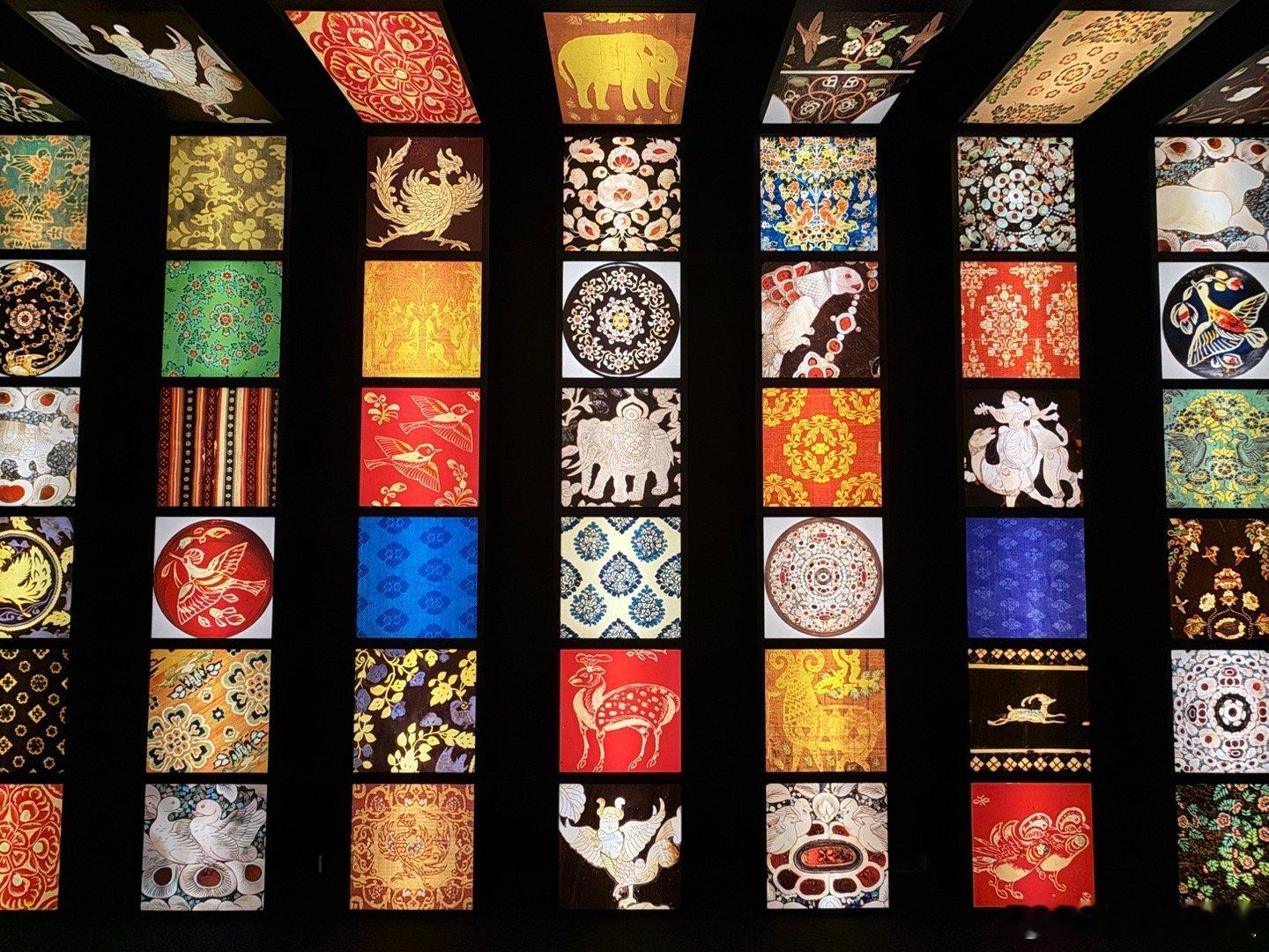 “正仓院，TheShow”，东京上野之森博物馆。满满的盛唐华丽，虽然没有真的宝