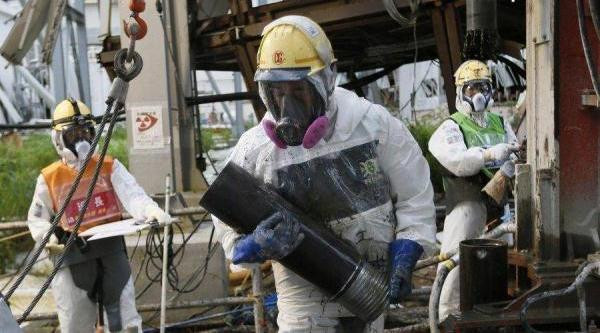 日本声称要将当年福岛核泄漏的产生的百吨废水