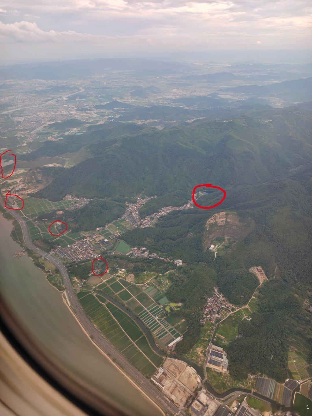 从我观察来看，杭州这个地方有钱不是偶然，很多建筑都是依水而建，就连每个村落都有自