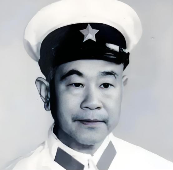丈夫看到墙上挂着的照片大吃一惊，问：“照片上的人是你父亲吗？”得到妻子肯定的回