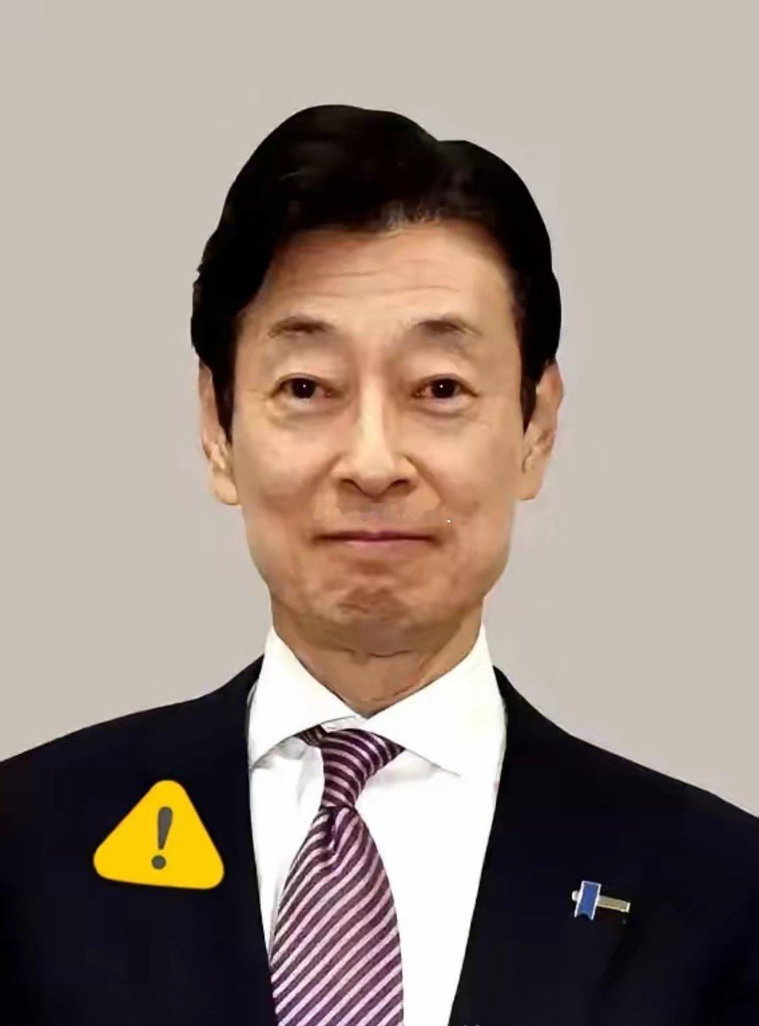 日本自民党大佬西村康稔这趟访问，简直是大型公开处刑现场！5月2号专机落地，舱门一