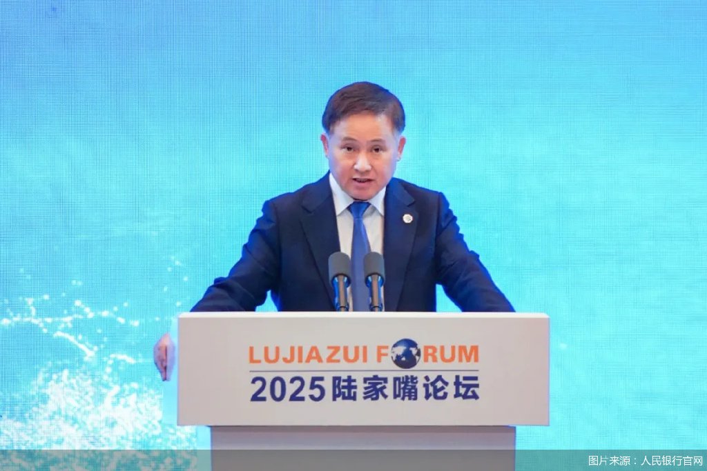 潘功胜首提稳定币, 央行将设数字人民币国际运营中心, 跨境支付如何变