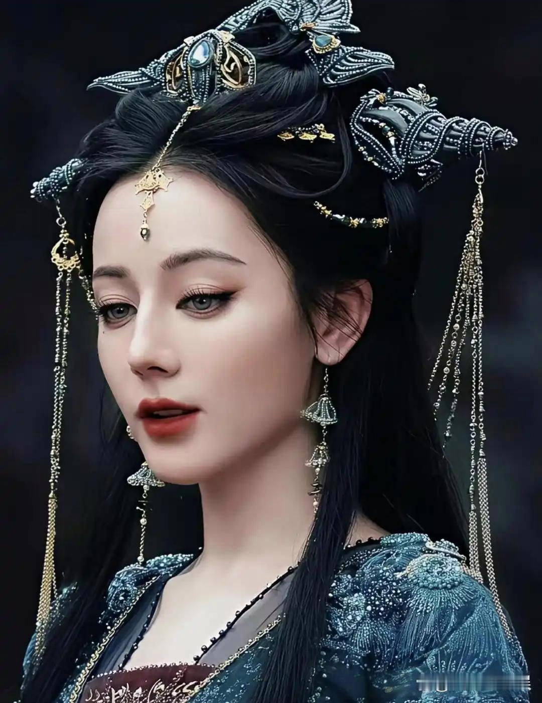 本来网传将门毒后女主让迪丽热巴演，孟子义31岁，热巴33岁，年龄不是影响因素。