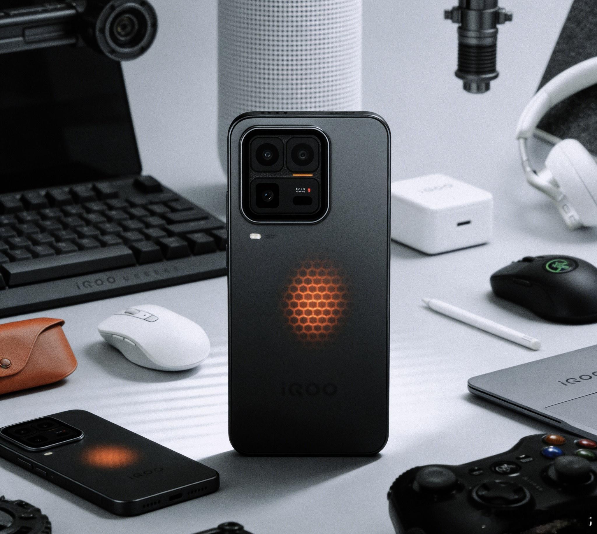 iQOO15Ultra外观太酷了满分10分这次打几分