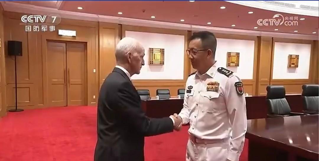 难怪福建舰此时官宣！美国议员团罕见访华，与中国防长面对面会晤据央视消息，22日