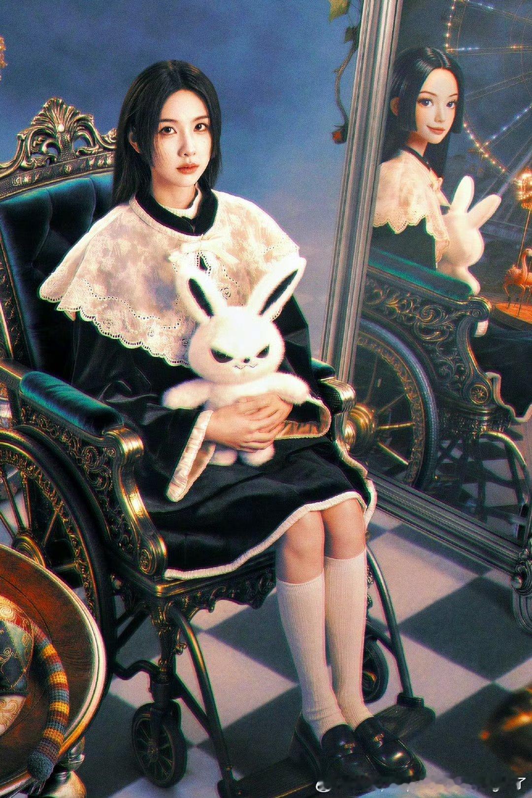 兔子玩偶不应该红眼睛嘛，而且也大了些，感觉应该芭比娃娃的大小陈问题就是造型不减龄