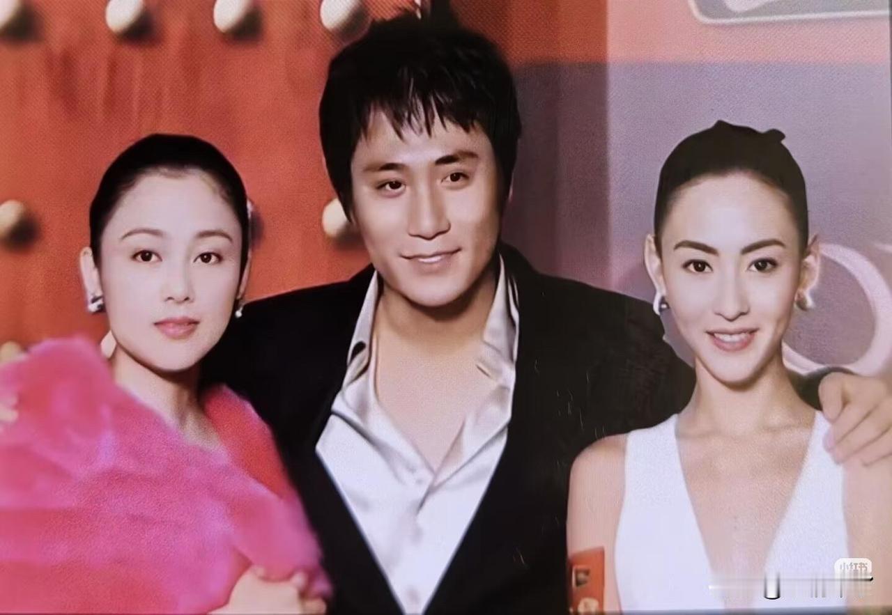 25岁张柏芝和37岁陈红无极宣传，一直觉得这两个容貌顶级,单看无敌,竟然还有一