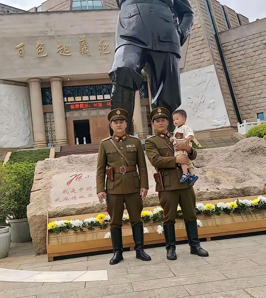 这套衣服代表是什么军