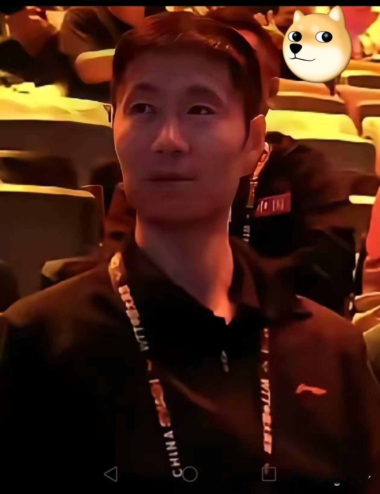 王励勤执掌国乒，做的最正确的一件事情就是，兵乓球WTT比赛，把小将全赶上了台。