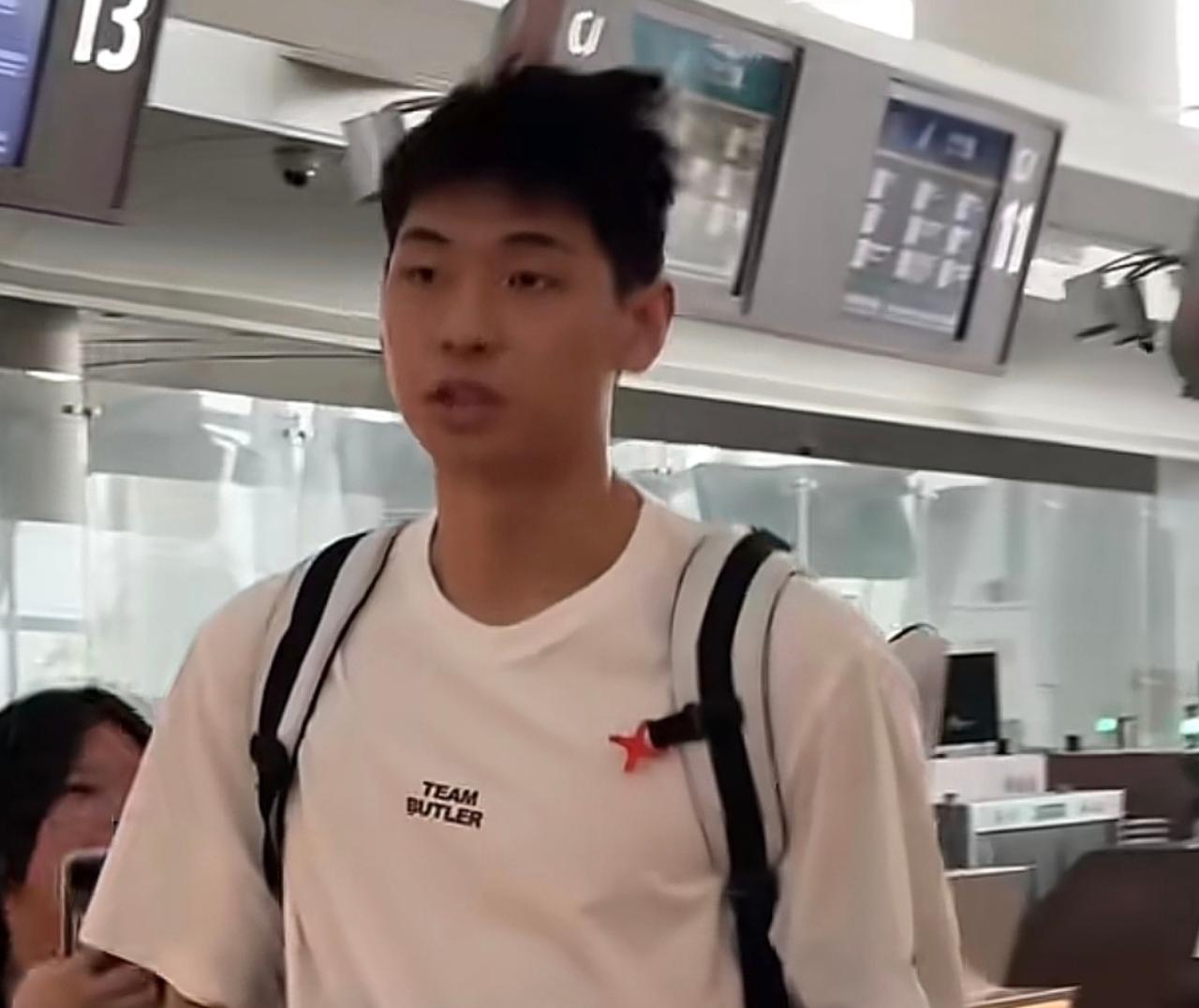 广东队好消息，崔永熙随队前往济南，参加客场比赛！广东队的球迷们，又有好消息传来