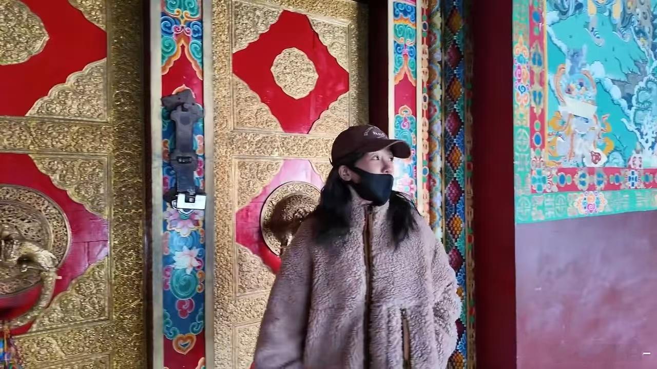 杨紫三分半玉树vlog杨紫玉树频道杨紫三分半玉树vlog，看着状态好好