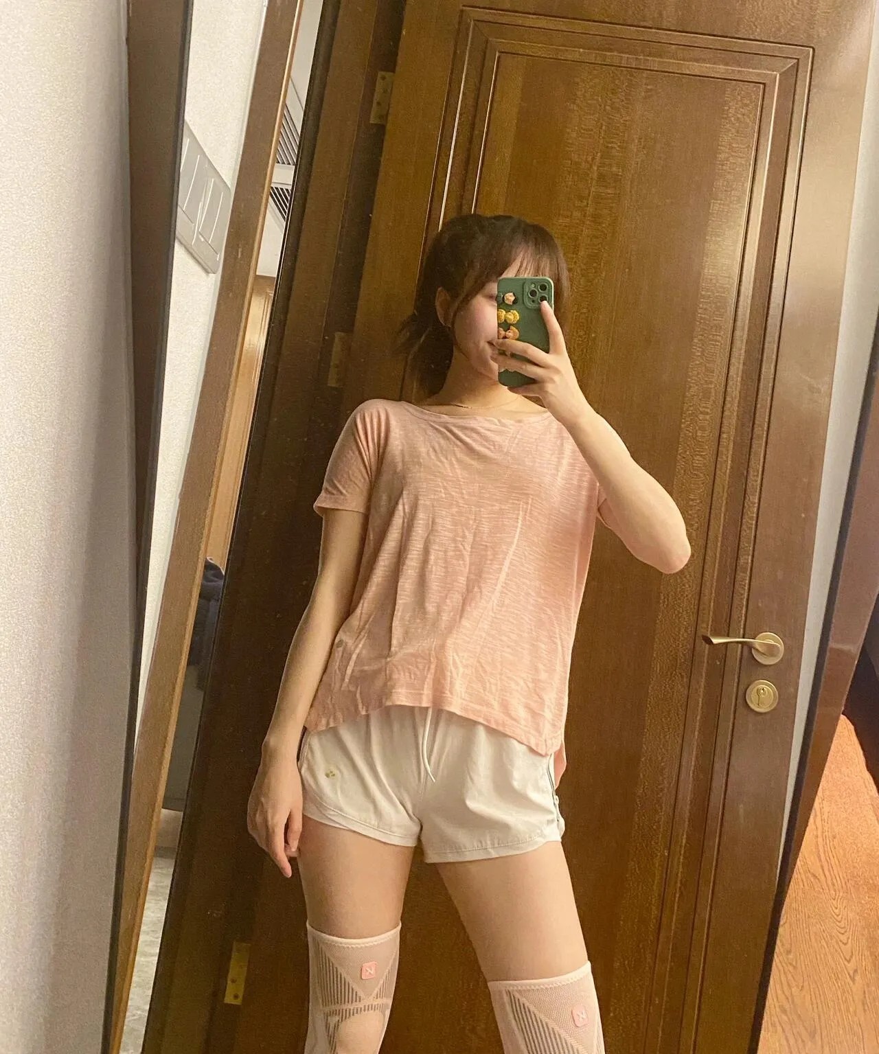 35岁保持这个身材，你们是叫我姐姐还是叫我什么？