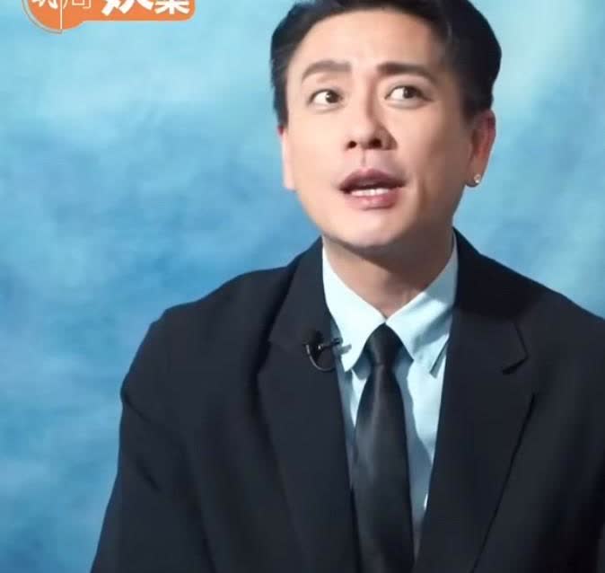 黄宗泽突上热搜。上热搜的原因不是因为恋情。也不是因为胡杏儿，而是
