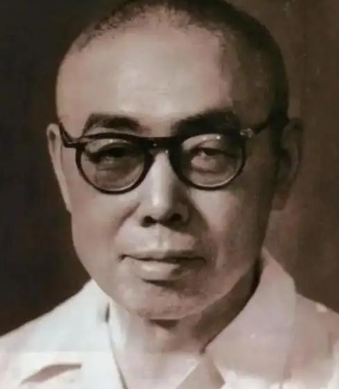 1975年，“国歌之父”田汉被永久开除党籍，在监狱中去世，许多人认为他是冤枉死的