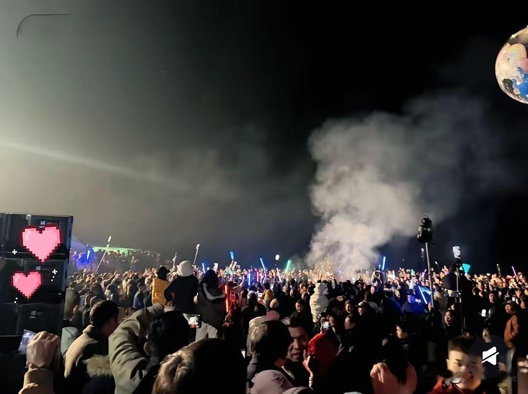 聂枫这就叫“官方下场，最为致命”吧？​前几天还在围观那个300桌的大席，转眼