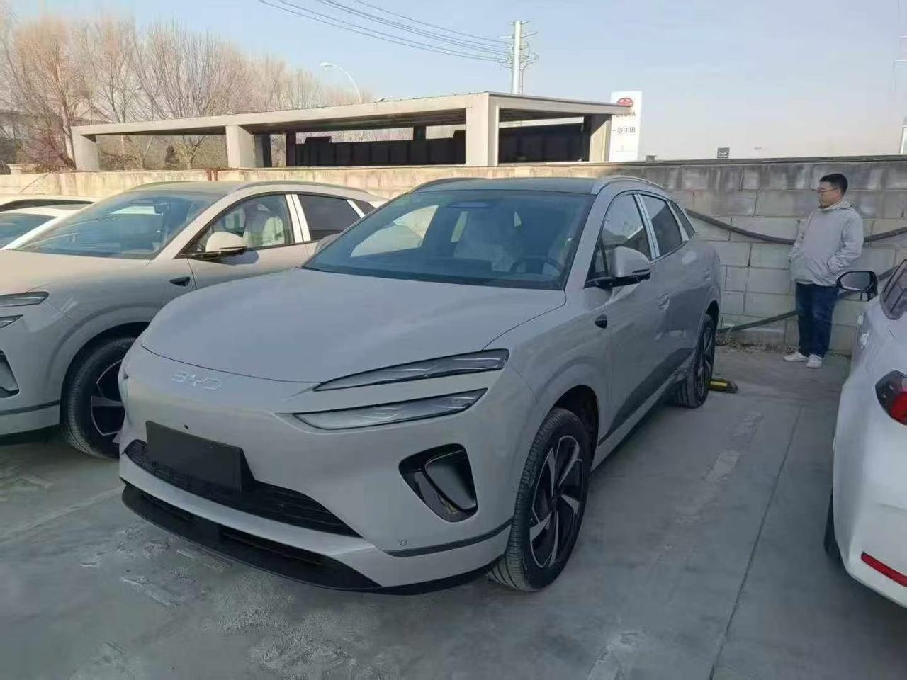 比亚迪海狮06EV605领航Pro版纯电605公里指导价153800