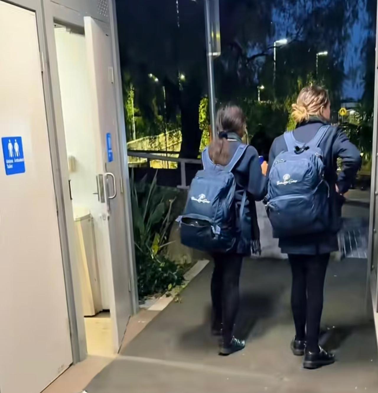 惊人！澳大利亚中学生抽叶子多达70%？一位旅居澳大利亚的博主爆料，澳大利亚高