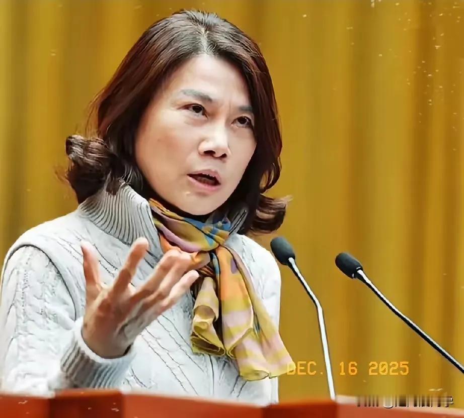 美的、小米、海尔都签了“铝代铜”，格力偏不！包装箱上照样印着“铜管”，董明珠一句