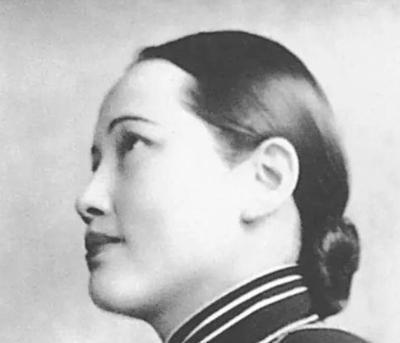 宋庆龄终生无子，1981年遗体检查，才揭开她最惨痛的秘密，原来——她的子宫没了，