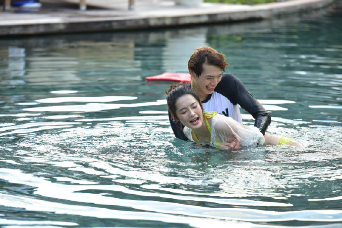 你敢信这么大尺度的恋综还是上星播出的吗