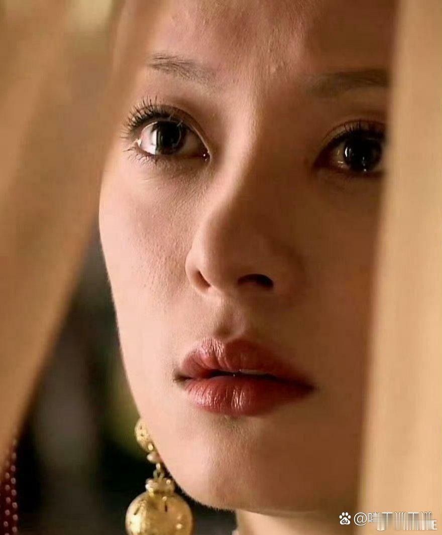 好清晰的毛孔，甄嬛传当年是真的没开任何磨皮特效…