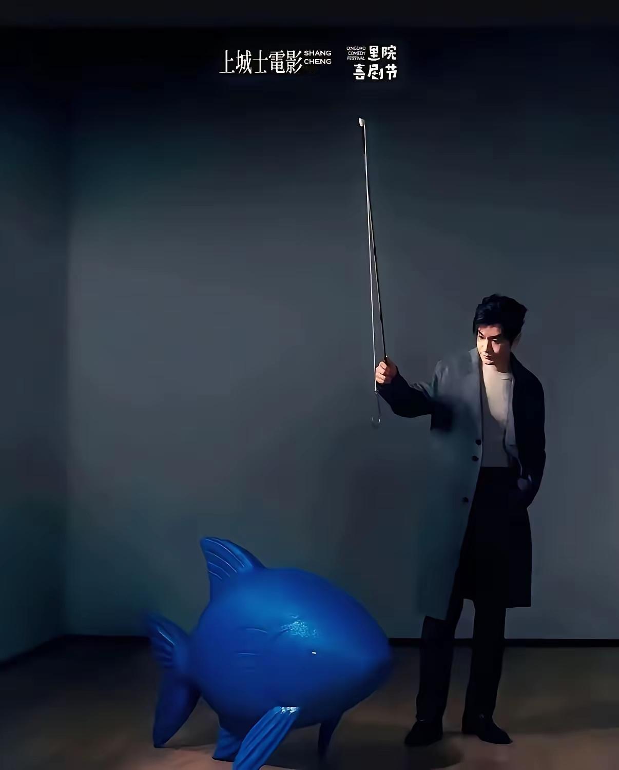 黄晓明怎么也没想到，这张图片对自己的影响会这么大。 自从晓明在公众平台晒出这