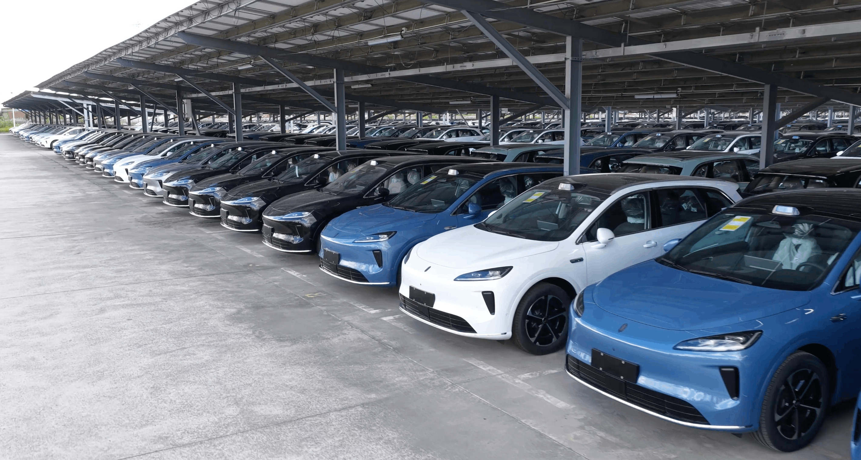 有朋友问尚界怎么样了？来一组尚界H5的交付数据，这增长曲线是真的猛。芝麻开花节节