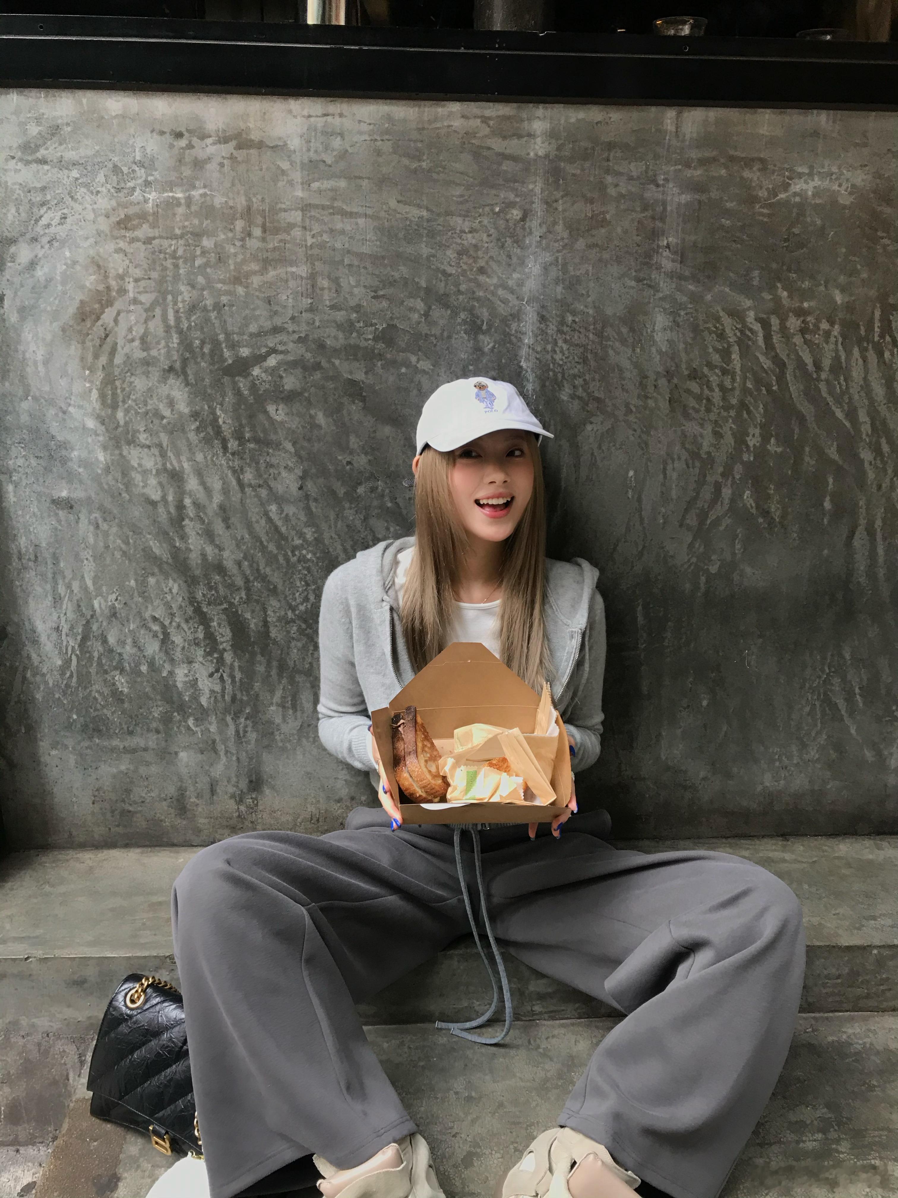 既要休闲也要精致新的一年依旧要闪闪发光