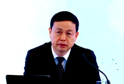 一觉醒来，中国移动的董事长可真是彻底失眠了！十几年的老客户，每个月的套餐大约1