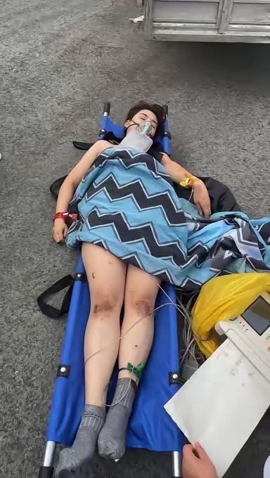 四川华蓥瀑布秋千坠亡事件后续，才几天家属就同意了赔偿方案，这事儿真的越想
