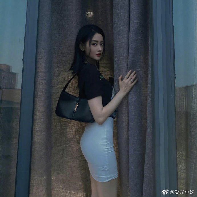 张天爱才是顶级大S。身材比例、曲线太优越​​​