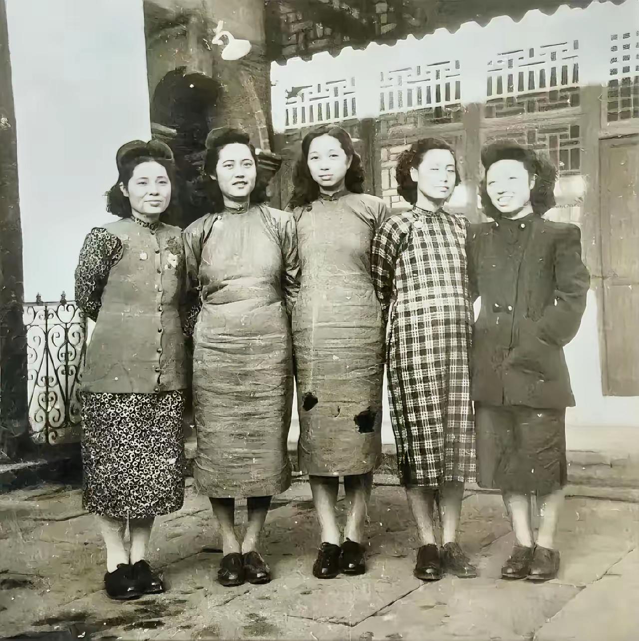 王铎：民国时代的旗袍很有看头，就像是看孔乙己的大褂……