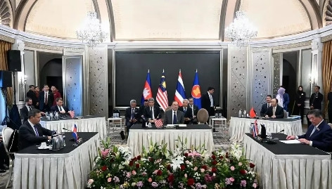 在马来西亚举行的柬泰停火谈判中，座位安排颇具深意，彰显了祖国的影响力与地位！据