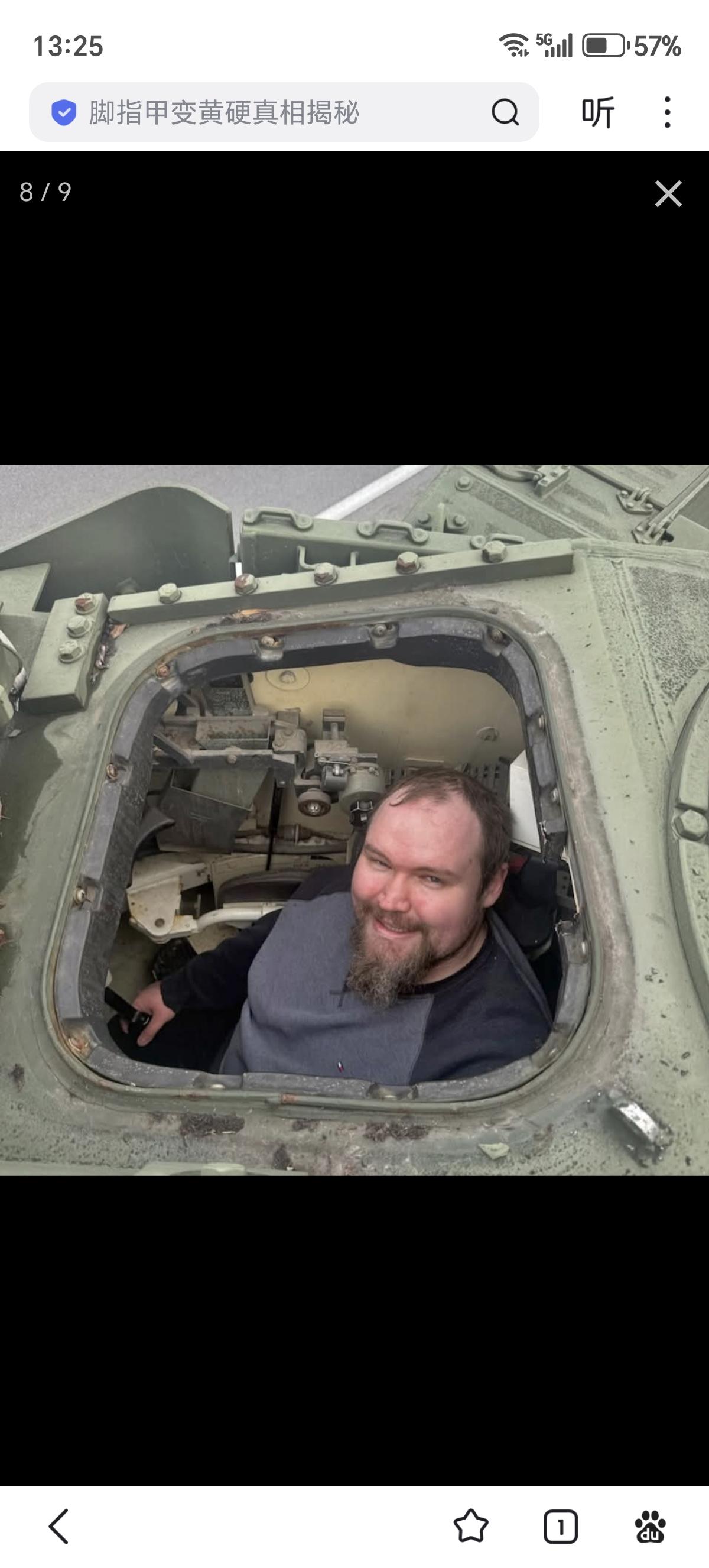 昨天，一辆M8AGS轻型坦克原型车（建造于1994年）从底特律兵工厂被