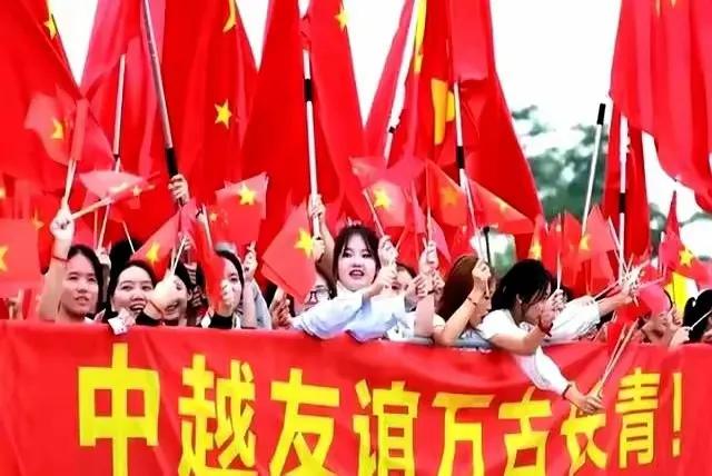 越南这回算是把路走窄了！刚向美国递完投名状，转头就被现实狠狠扇了一耳光。南北合作