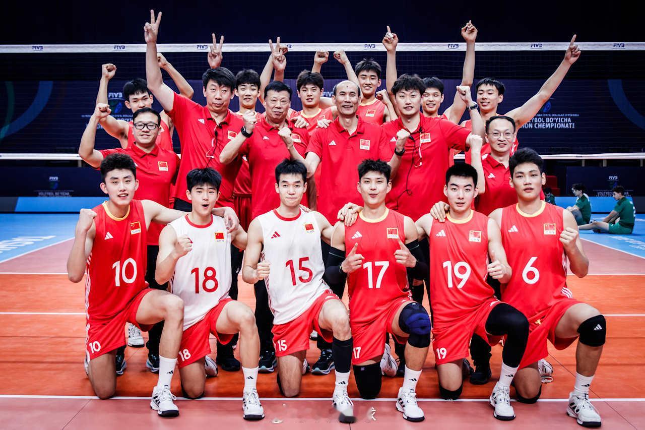 【2025U19男排世锦赛中国队将以小组第三的身份晋级16强】随着北京时间下午