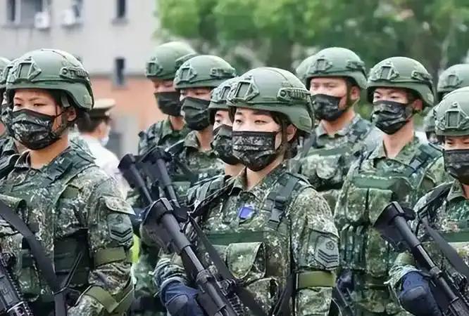 就在刚刚，台“国防部”正式宣布，6月21日，台湾地区防务部门正式宣布：为