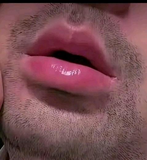 看到这唇你心动了吗？实话实话，在这里也没有人认识你，谁也不认识谁，说出来也没人会