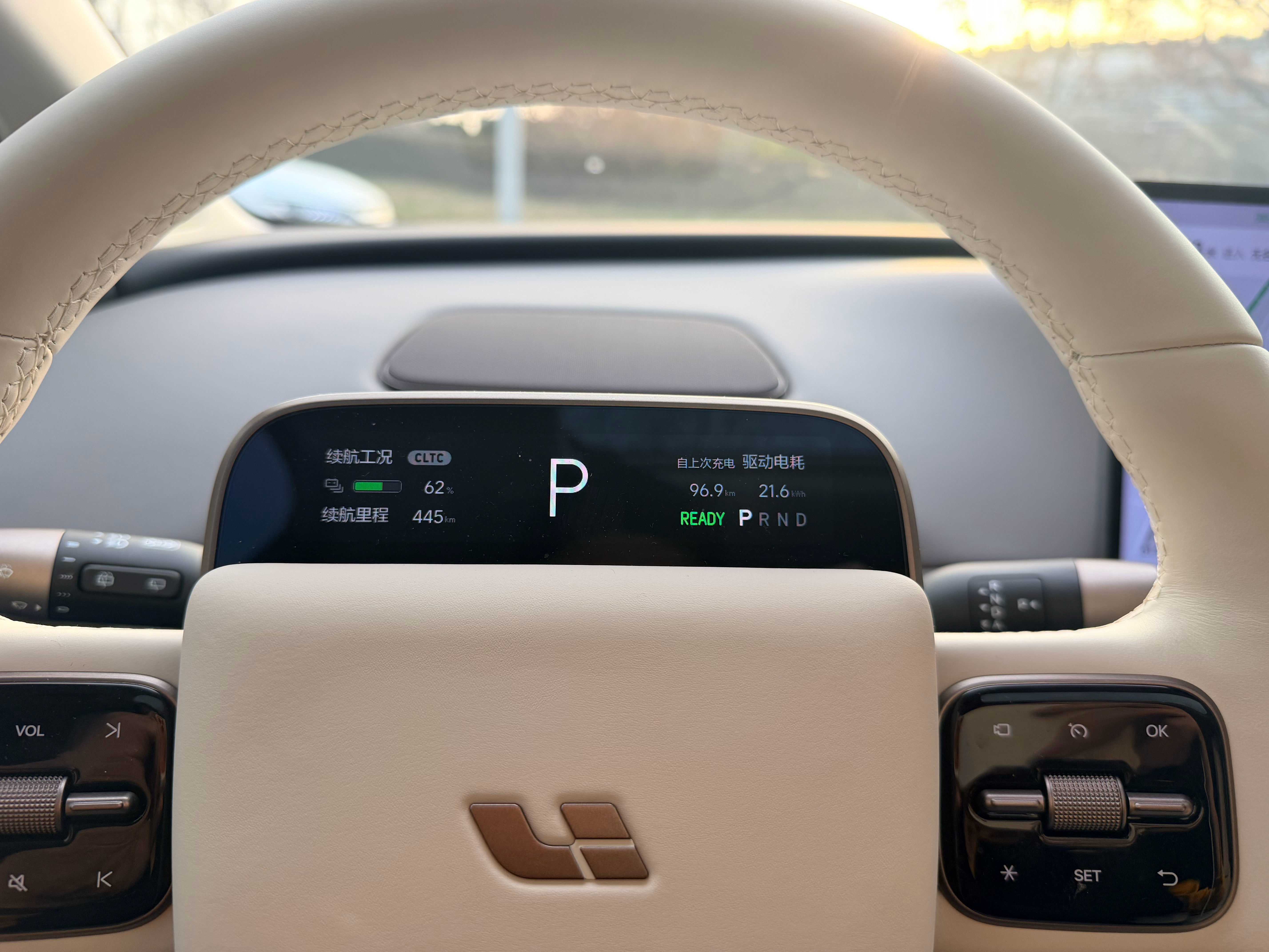 跑山路有点费电，回程再来补一点。理想i8