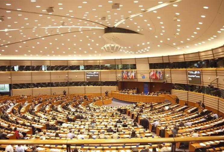 欧美离种族屠杀还有多远？如果有三战，那一定是欧洲对黑人、印度人、中东阿拉伯的大规