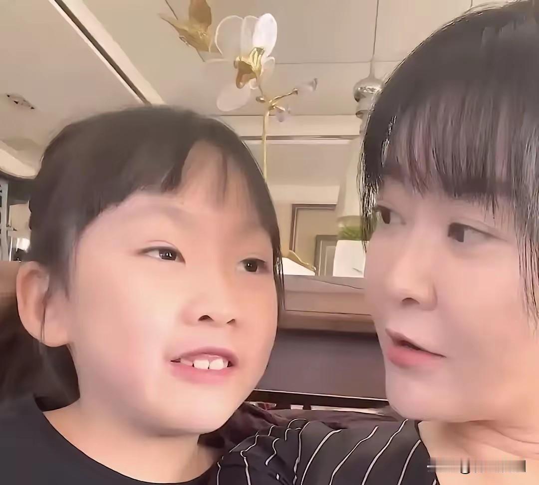 看到王小骞女儿病倒的消息，真的破防了。一个11岁的孩子，因为极端节食导致心肌损伤