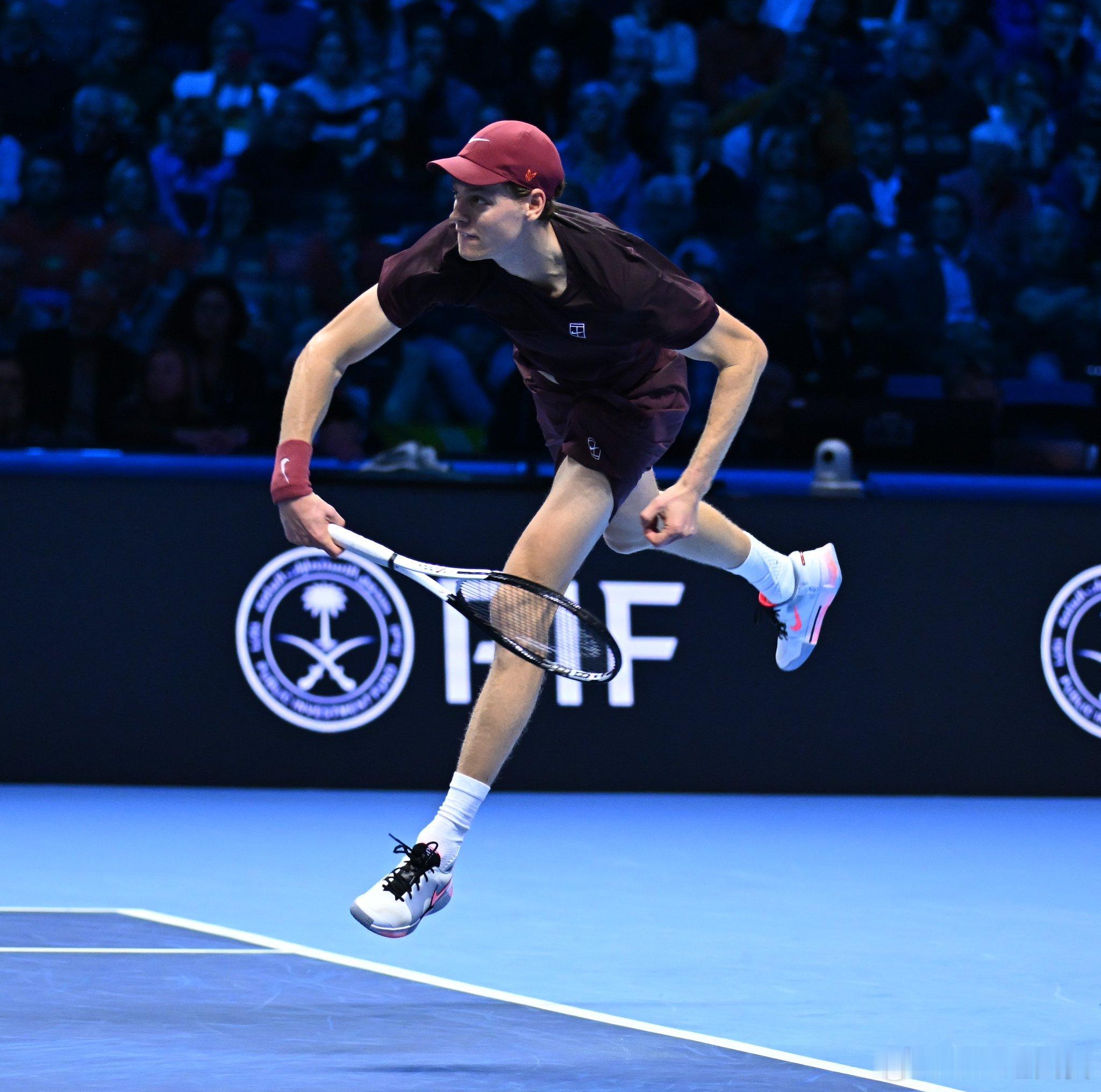 辛纳先下一城🔥日东比约·博格组小组赛，2号种子、卫冕冠军辛纳6-3先下一城