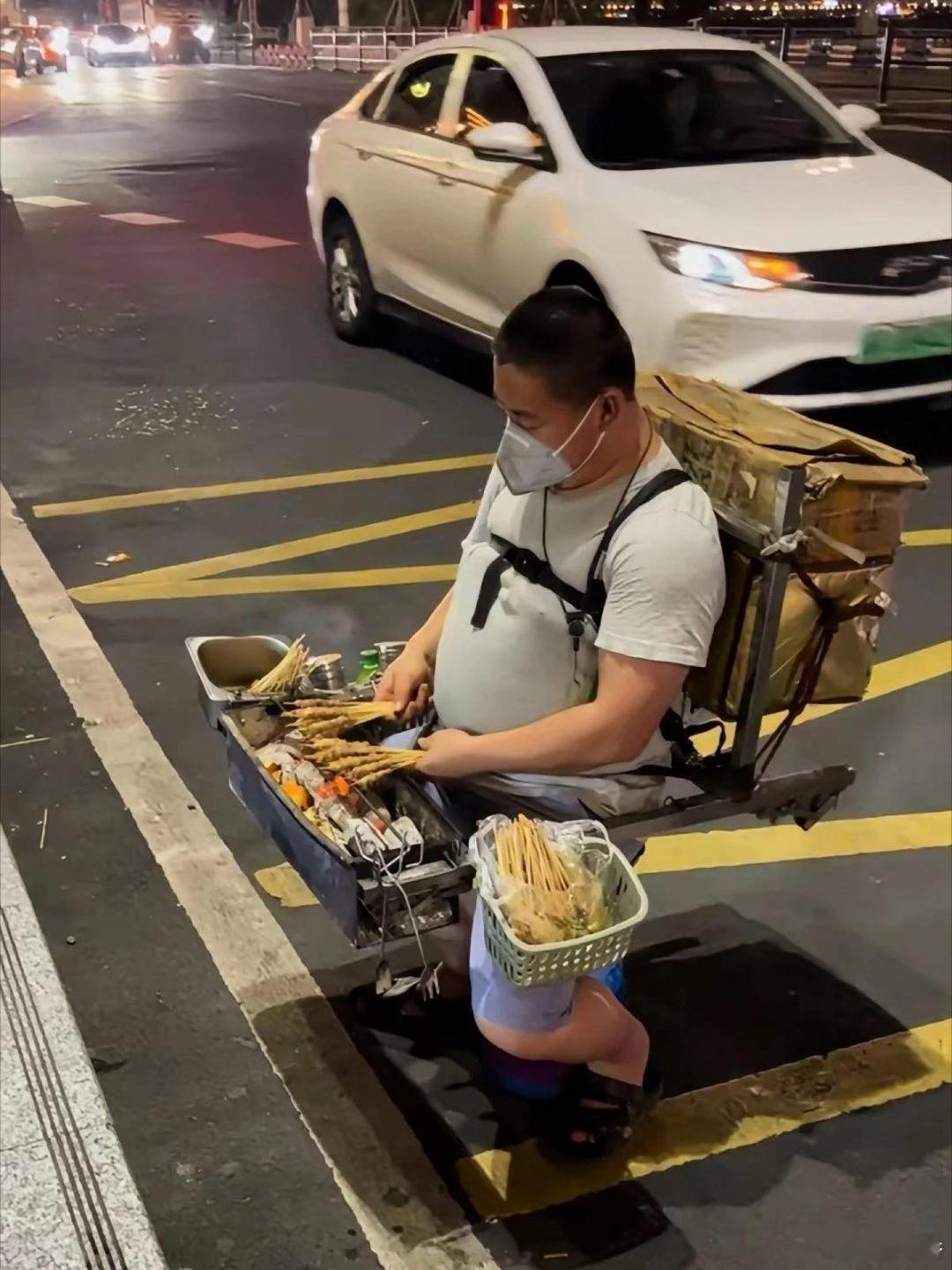 强者从不抱怨环境，他敢卖你敢吃吗？