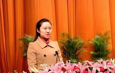 2007年，25岁的张建霞割肝69%救公爹，术后更是端茶倒水，省吃俭用照顾他，谁