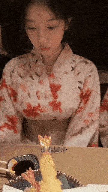 这样的双胞胎姐妹，真的会认错啊？​​​