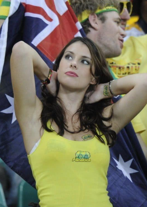 世界杯看台上的各国美女球迷