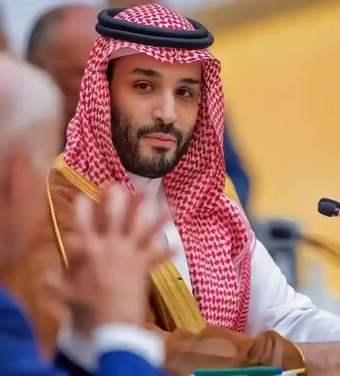 沙特正式向美军开放法赫德空军基地！很多人以为利雅得只是想找个保镖保命。错了！真相