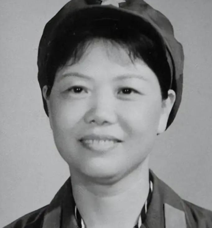 1980年，71岁的开国上将陈士渠与妻子协议离婚，谁知，6个子女却齐声地表示“早