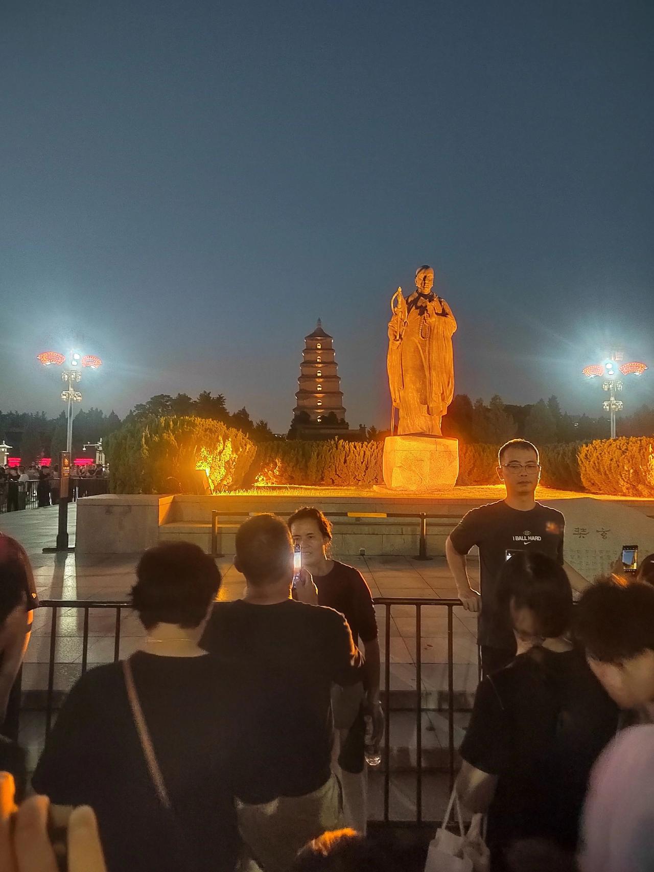 作为一个洛阳土生土长本地人，去西安旅游，说句实在话，有点多余，因为西安与洛阳的历