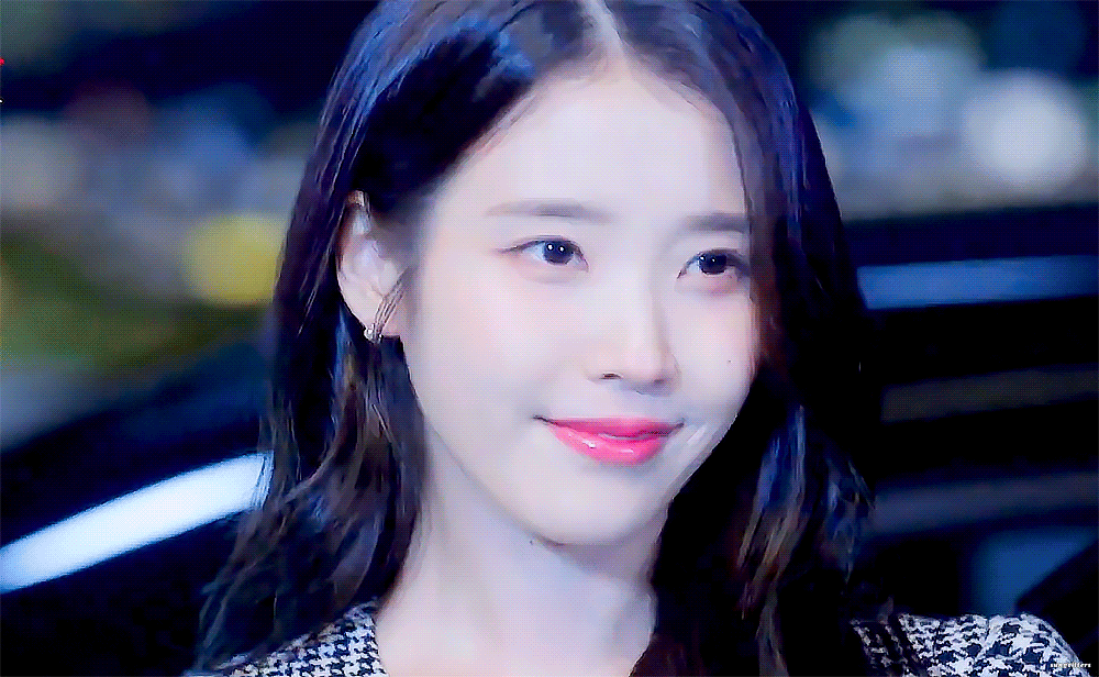 21世纪大君夫人是女王是学姐也是公主👸IU成熙珠crlogo